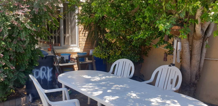 3 Bedroom Property for Sale in Table View Western Cape